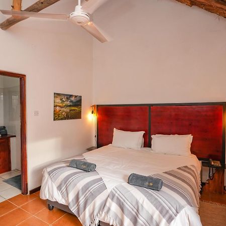 Bed and Breakfast The Little Outlook Victoria Falls Exterior foto