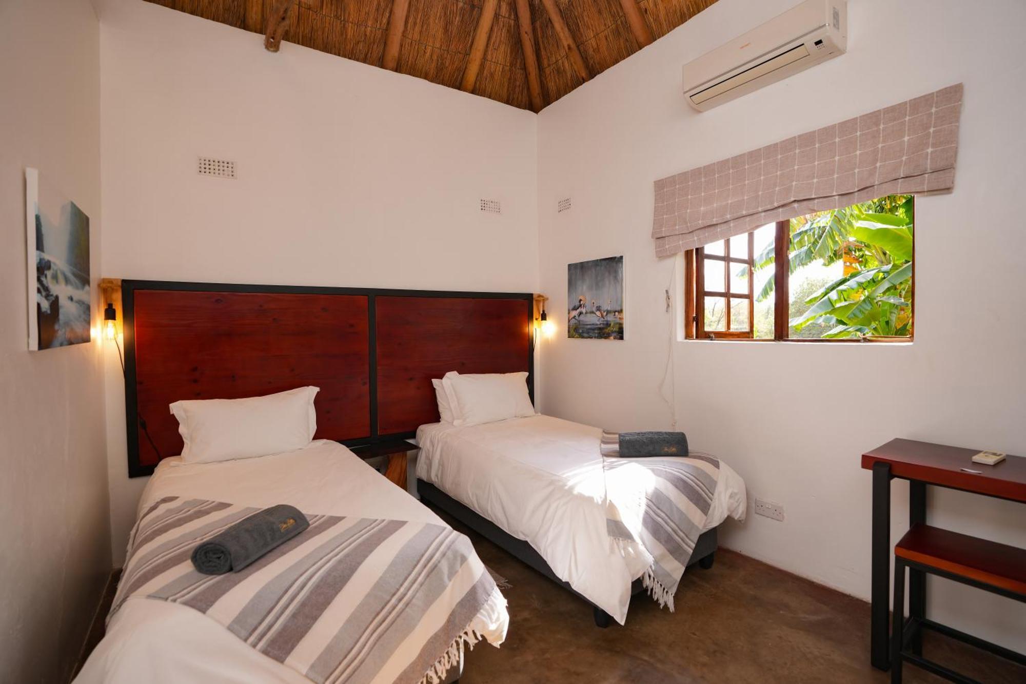 Bed and Breakfast The Little Outlook Victoria Falls Exterior foto
